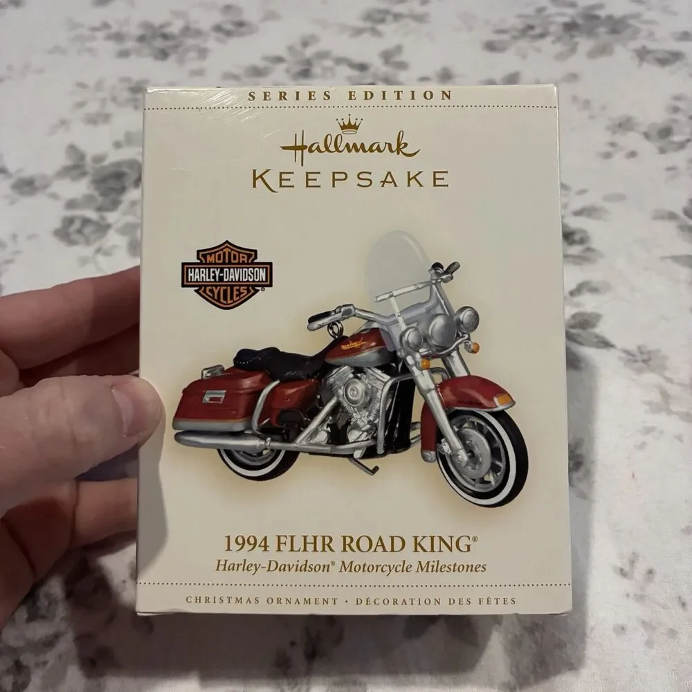 Hallmark Keepsake Ornament 94 FLHR Road King Harley Davidson Motorcycle See Pics